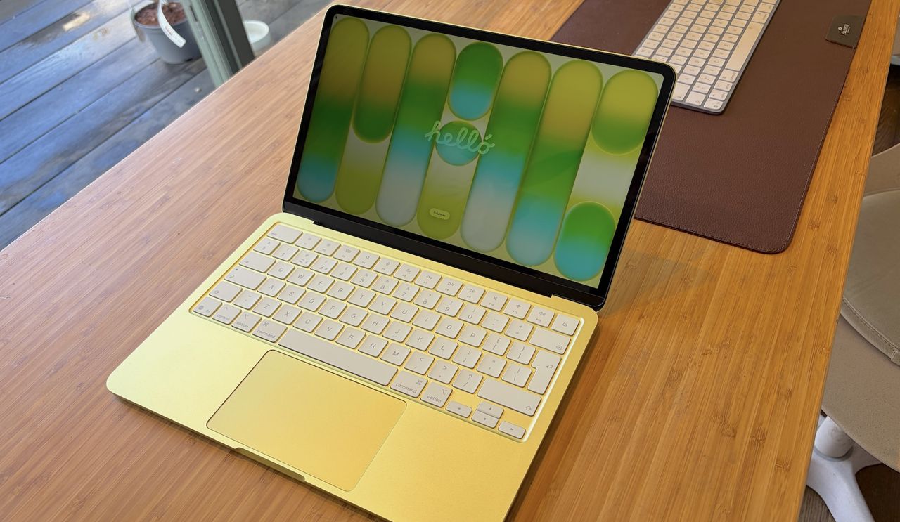  I can't believe how good the MacBook Neo looks and feels 