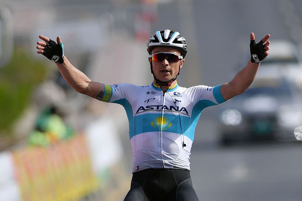 Alexey Lutsenko (Astana) takes stage 2 at the Tour of Oman