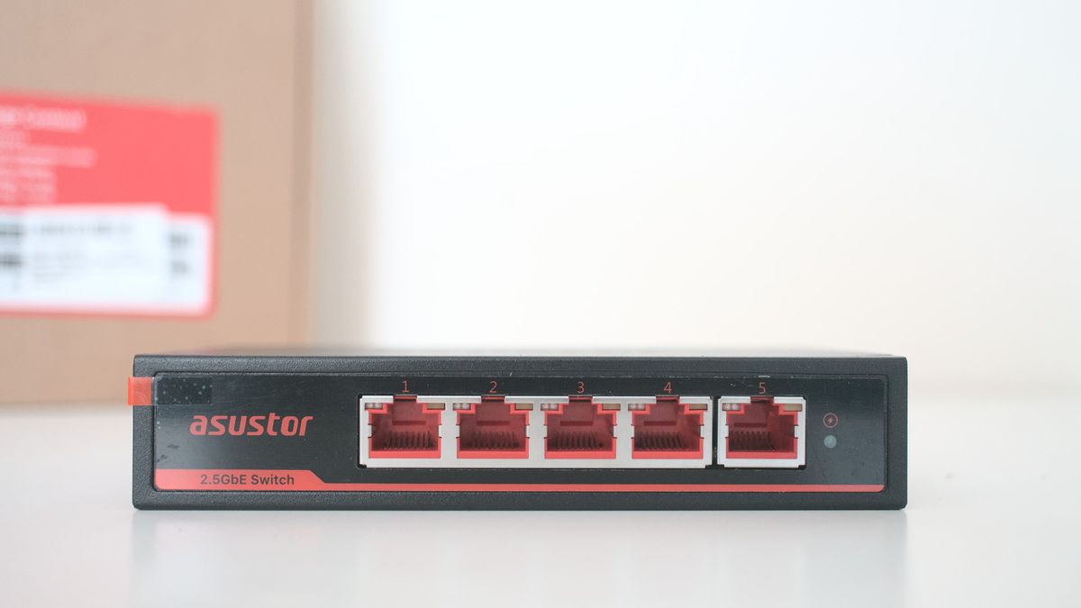 ASUSTOR ASW205T