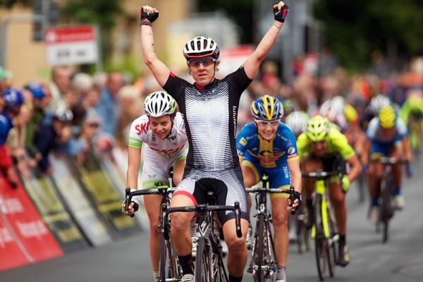 Ina-Yoko Teutenberg (Team Specialized-lululemon) celebrates victory in stage 1 at the Internationale Th&uuml;ringen Rundfahrt der Frauen.