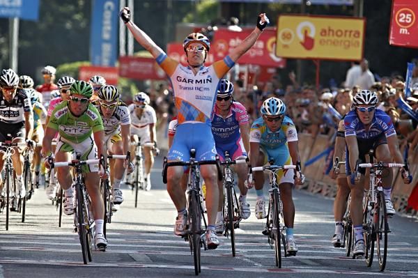 Tyler Farrar (Garmin-Transitions) takes another Vuelta stage in Madrid.