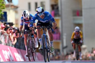 Stage 6 - Giro d'Italia: Pelayo Sánchez shuts down Alaphilippe and Plapp for stage 6 victory