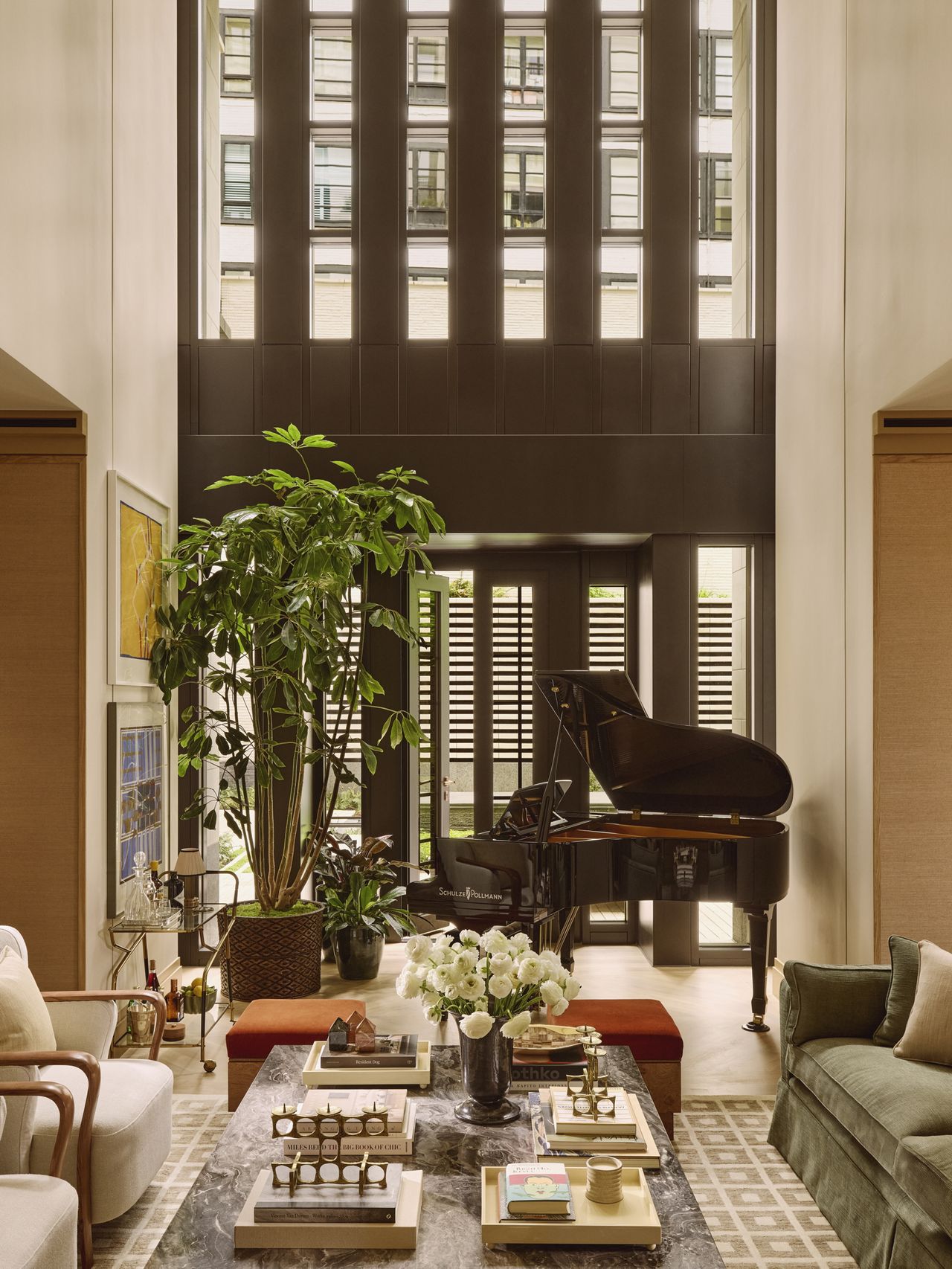 Images of the interiors of the De Rosee Sa duplex at 60 Curzon