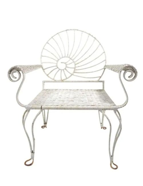 Nautilus Shell Back Arm Lounge Chair