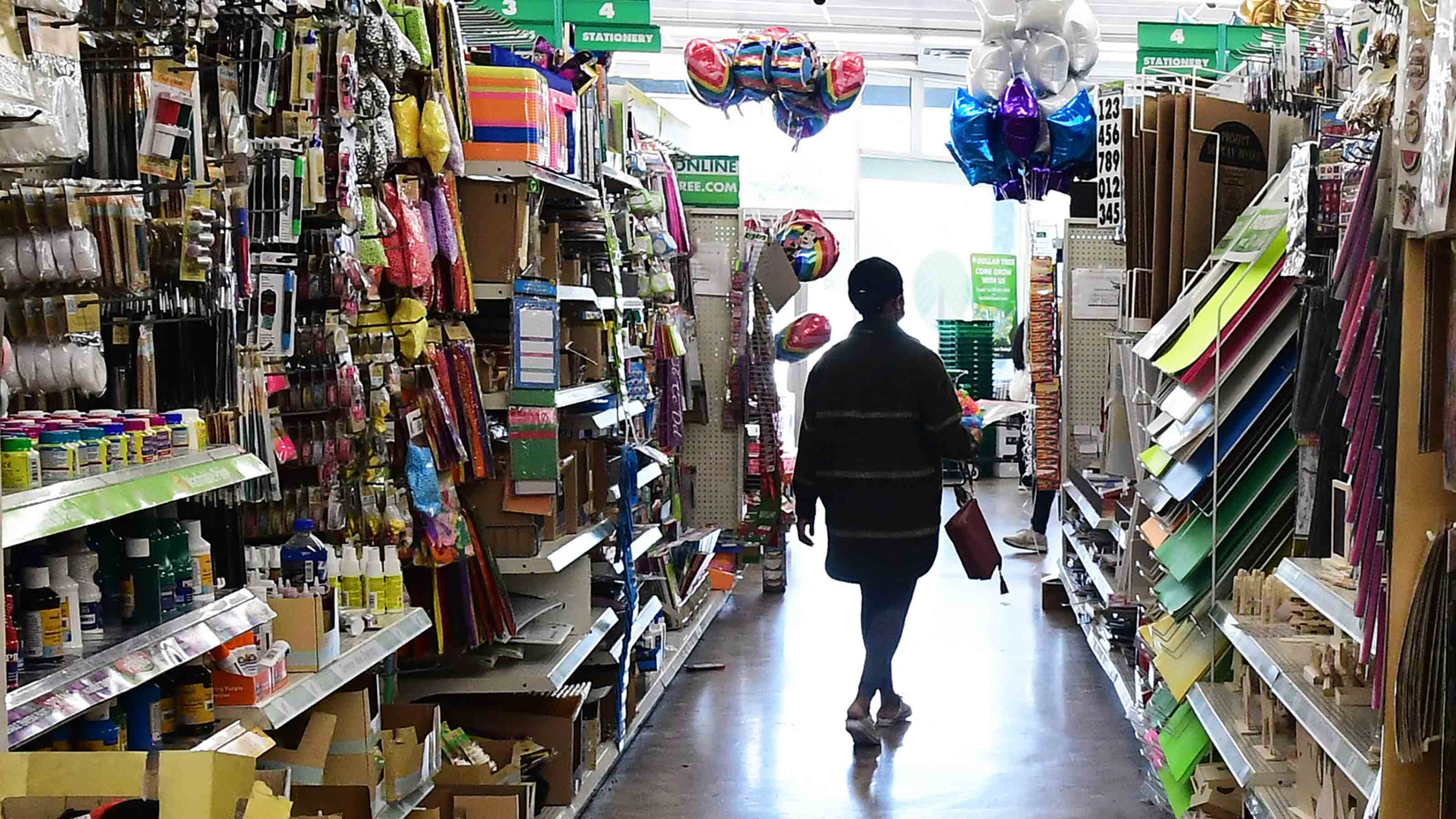 20 Things You Can Buy At The Dollar Store To Save Money in 2023