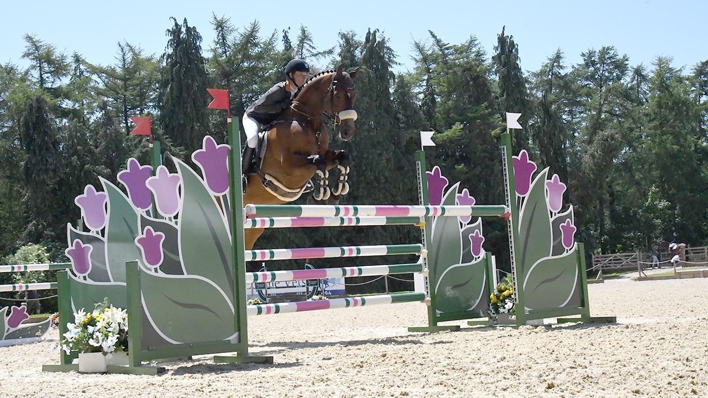 Bubby Upton riding Cannavaro to victory in the U25 CCI4*-L at Bicton Horse Trials 2021.