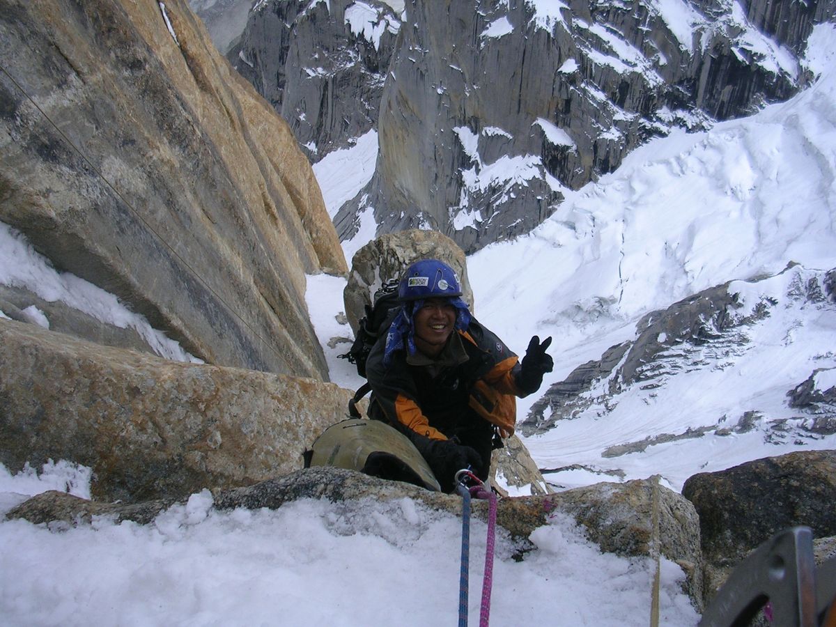 Young Hoon Oh began mountaineering while an undergraduate at Seoul National University. 