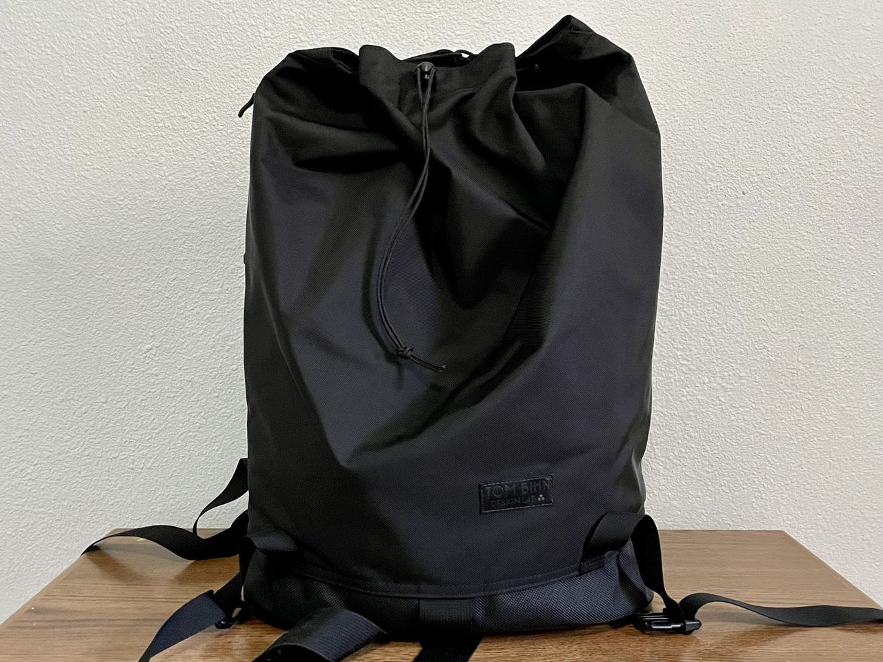 Tom Bihn Shadow Guide V2 33 Drawstring Closed