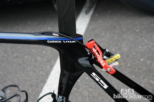 Team mechanics have to feed the hydraulic line through the top tube and then reconnect and rebleed the system.