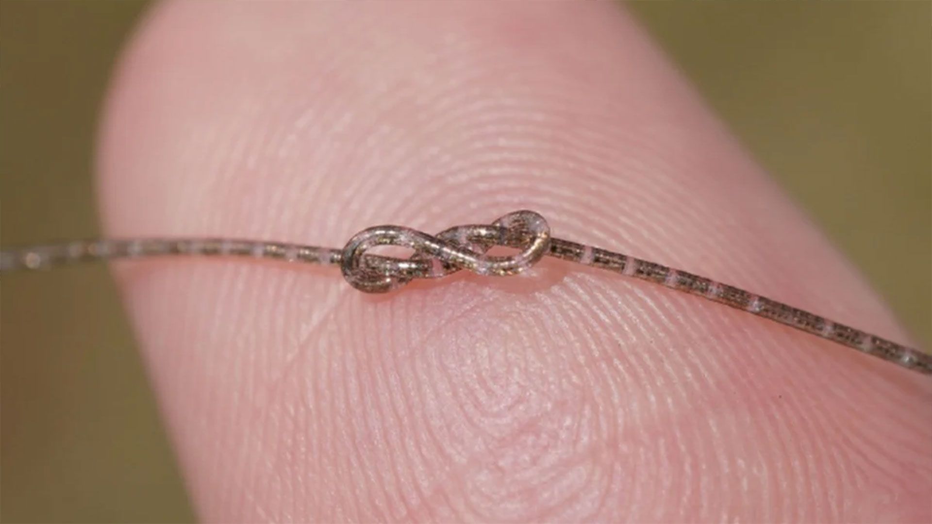 Shanghai scientists create computer chip in fiber thinner than a human hair, yet can withstand crushing force of 15.6 tons — fiber packs 100,000 transistors per centimeter