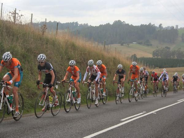 After the previous stage didn't go the team's way, Genesys Wealth Advisers had all of its men in orange working on the final stage.