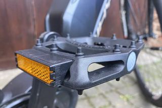 DMR V6s which are among the best commuter bike pedals