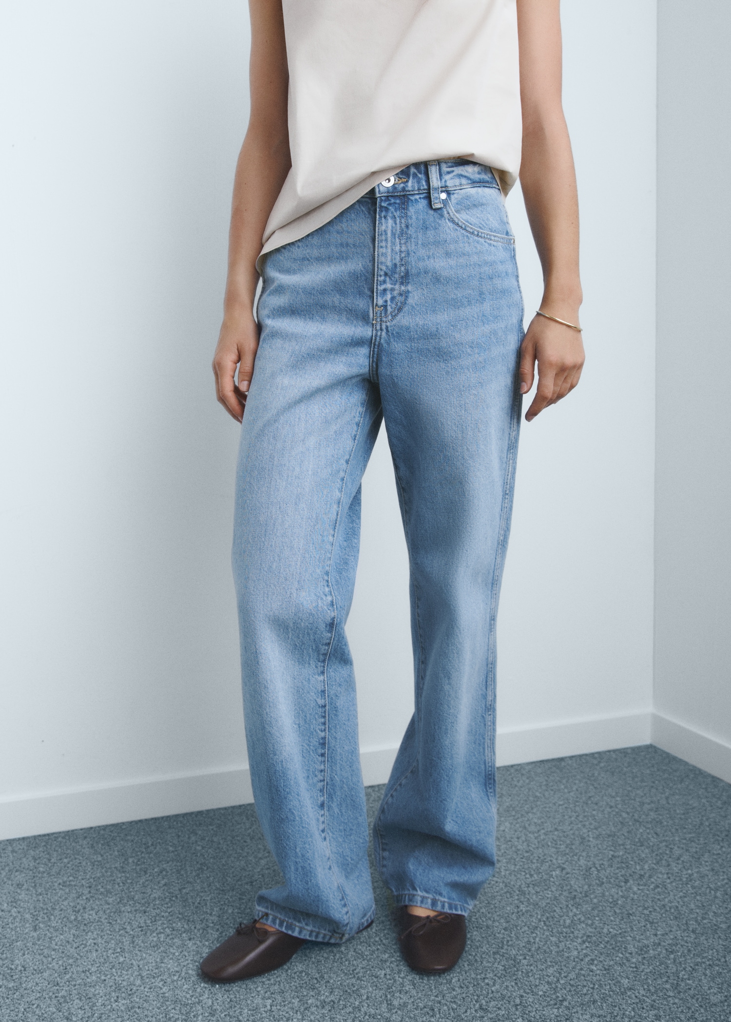 High Waist Straight Jeans - Women | Mango United Kingdom