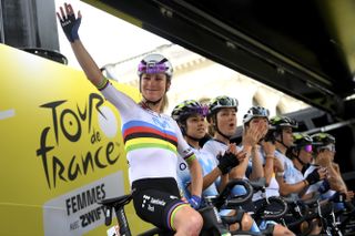 Annemiek van Vleuten podium stage 4 Tour de France femmes 2023