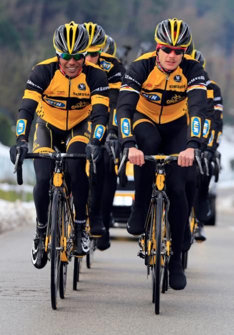 Ferekalsi Debesay Abrha and Martin Reimer (MTN - Qhubeka) take a turn on the front