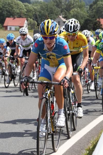 Emma Johansson (Hitec Products) leads towards the sprint point, followed by Amber Neben (HTC-HighRoad). Sprint bonuses decided this race