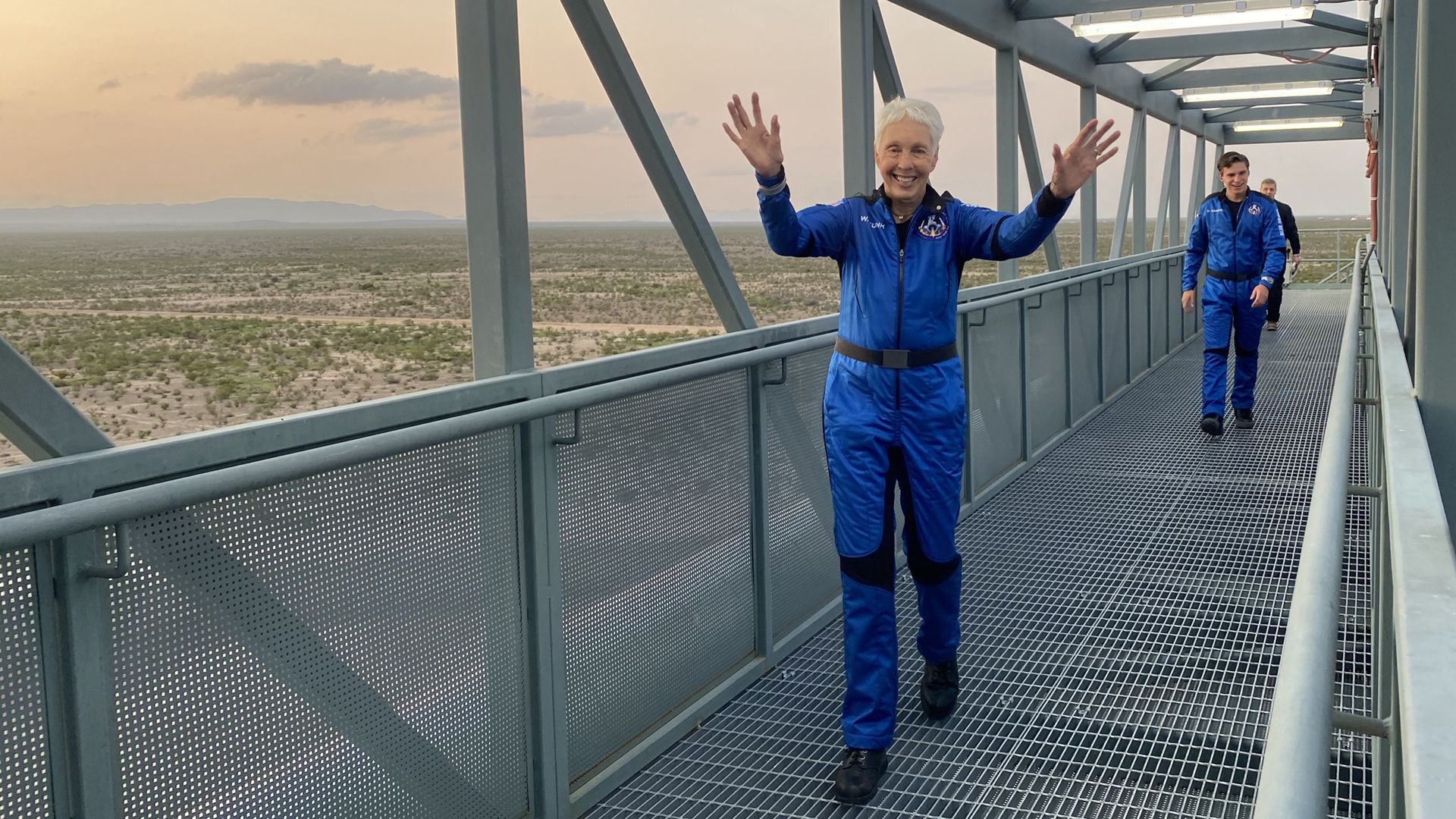 In Photos: Blue Origin's 1st New Shepard Passenger Launch With Jeff ...