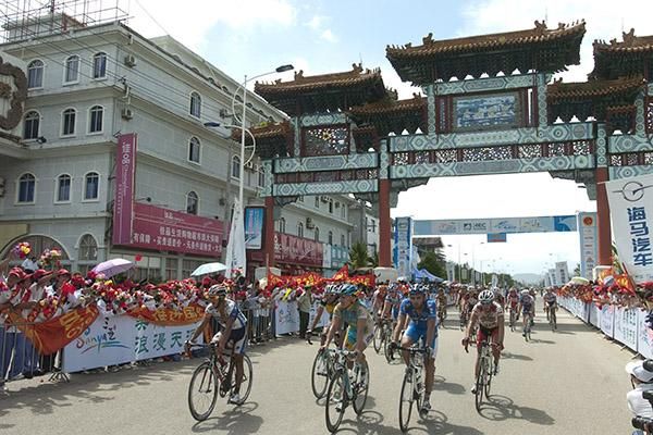 The peloton finished beneath a Chinese archway or monument that welcomed the tour into Xinglong.
