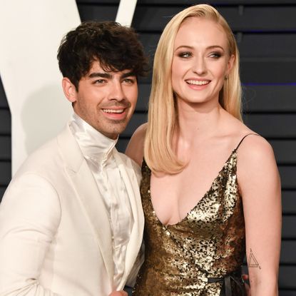 beverly hills, california february 24 joe jonas and sophie turner attend the 2019 vanity fair oscar party hosted by radhika jones at wallis annenberg center for the performing arts on february 24, 2019 in beverly hills, california photo by george pimentelgetty images