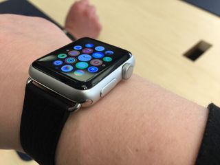 Apple Watch Sport and stainless bands: Here's what they look like!