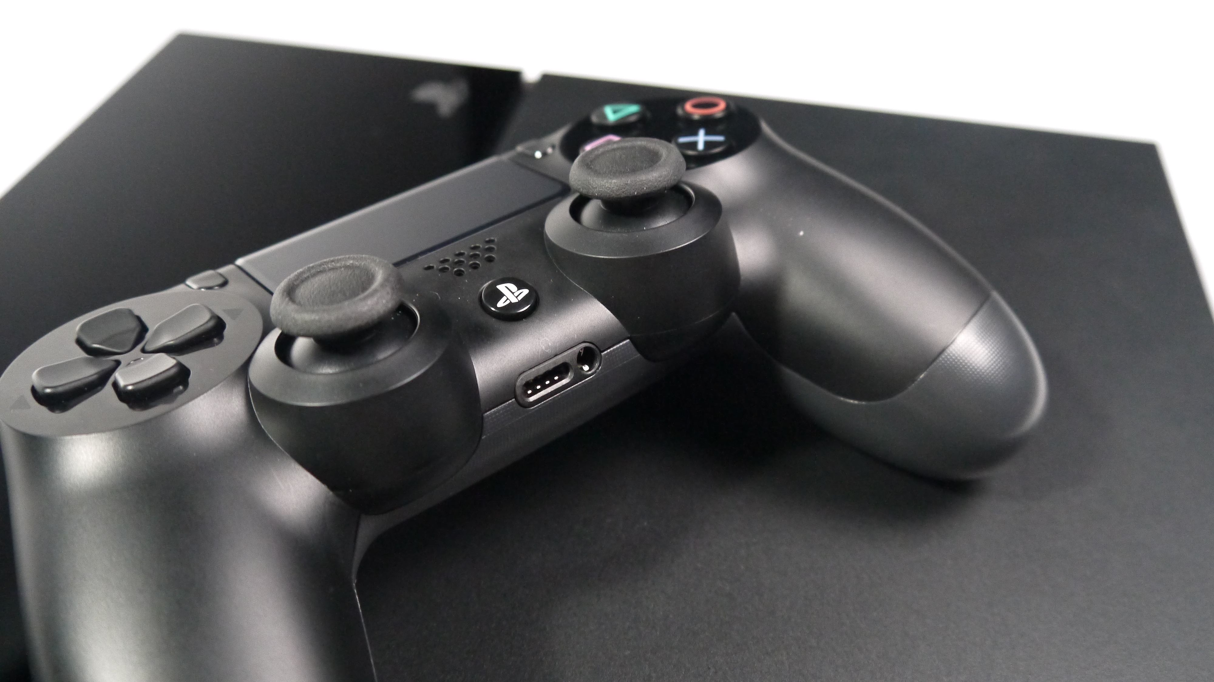 Don&#039;t delay: Sony says PS4 stock will be tight in Christmas run up