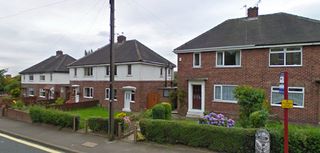 Semi-detached houses sprang up in suburbs all over the UK throughout the 1920s and 30s , giving many Britons their first experience of private garden space