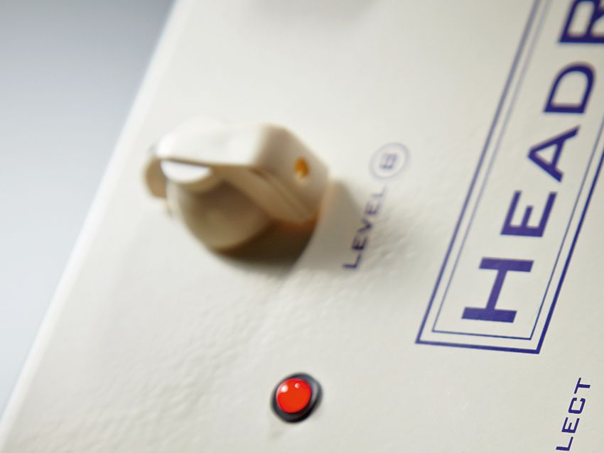 The HeadRoom offers two footswitchable depths of analogue reverb.