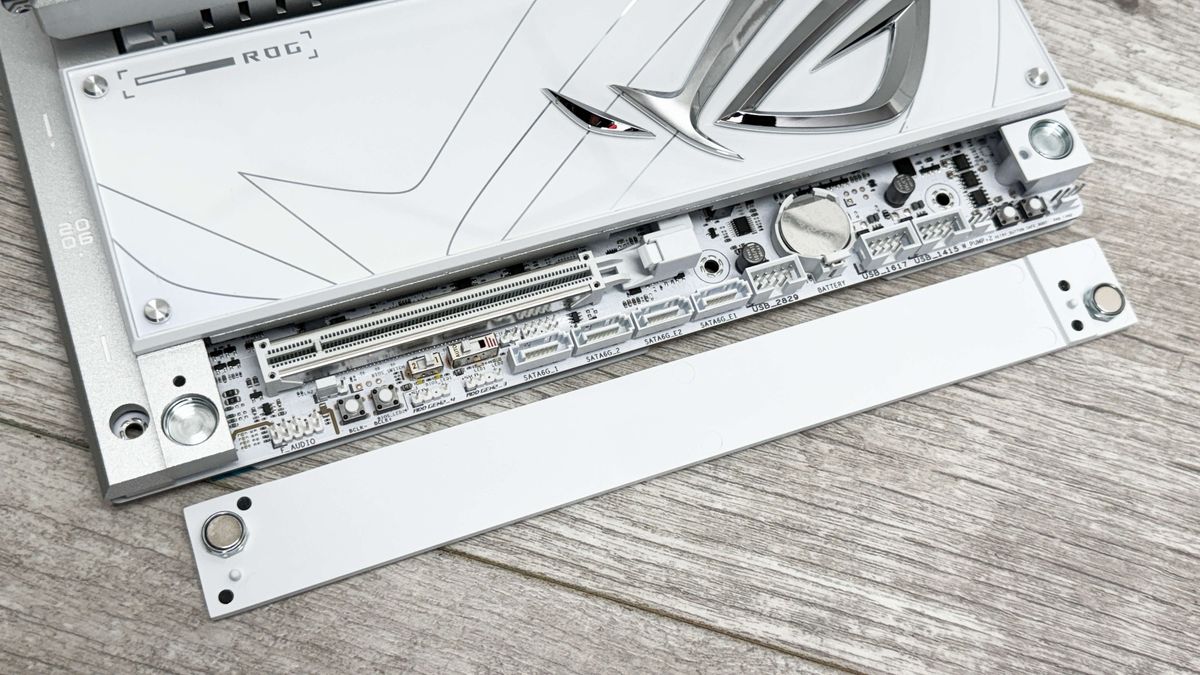 Asus ROG Crosshair X870E Glacial motherboard