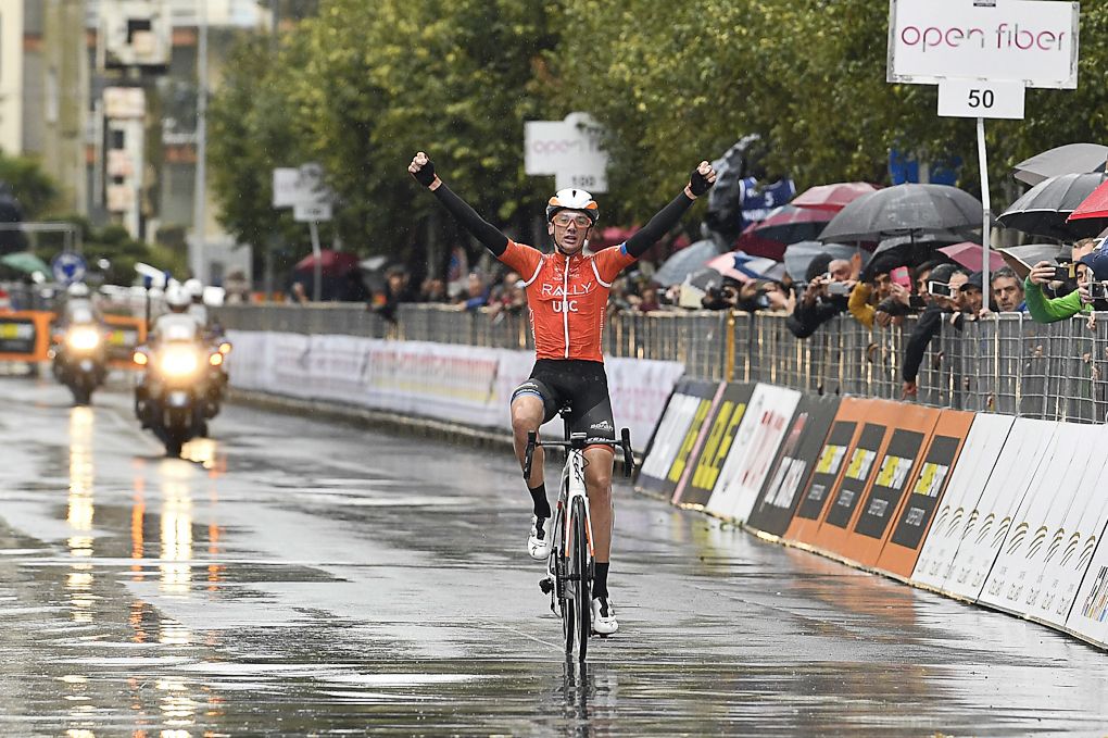 Brandon McNulty wins stage 3 at the Giro di Sicilia