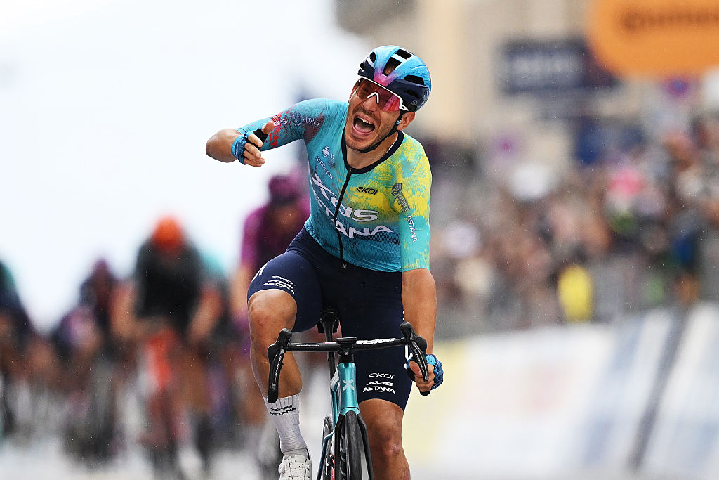 Ballerini celebrates with one arm raised