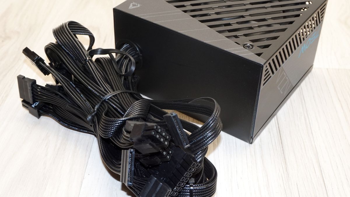 AZZA PSAZ-750G ATX 3.1