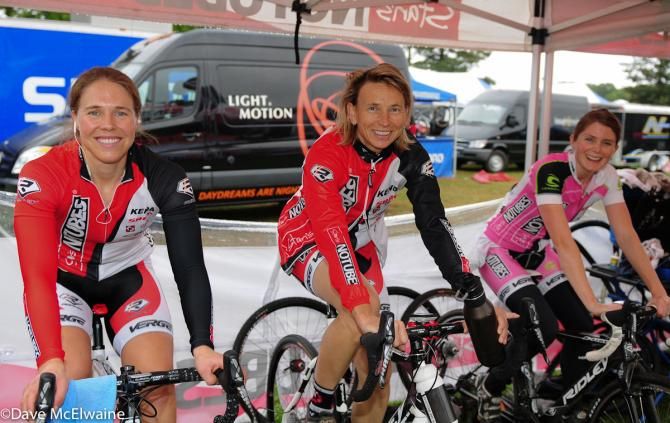 Stan&rsquo;s NoTubes riders Amanda Carey, Shannon Gibson (The Boss), and Vicki Barclay