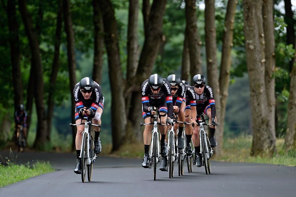 Americans Chad Haga (left) and Lawson Craddock (right) help power the Giant-Alpecin train.