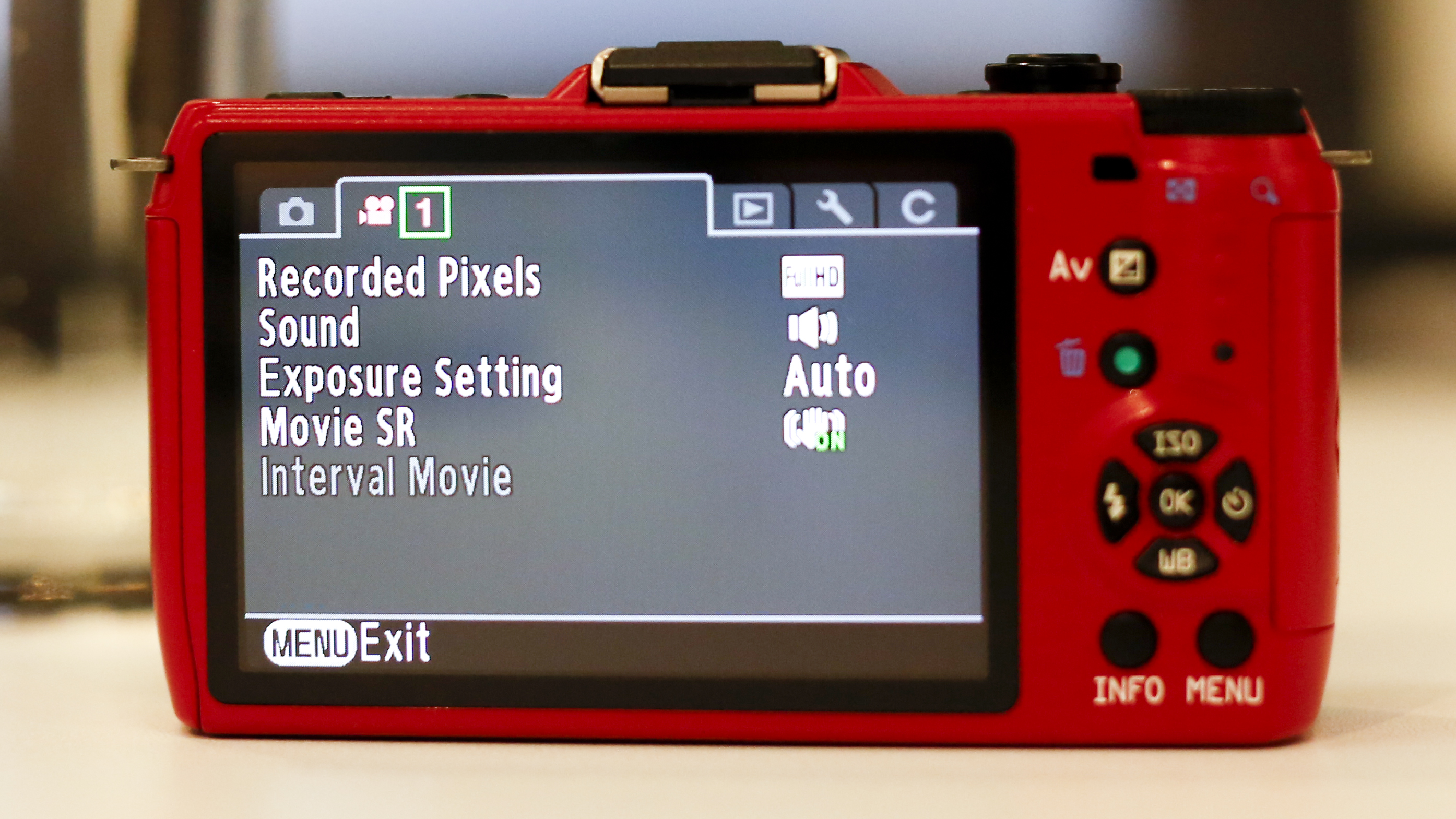 Pentax Q10 review