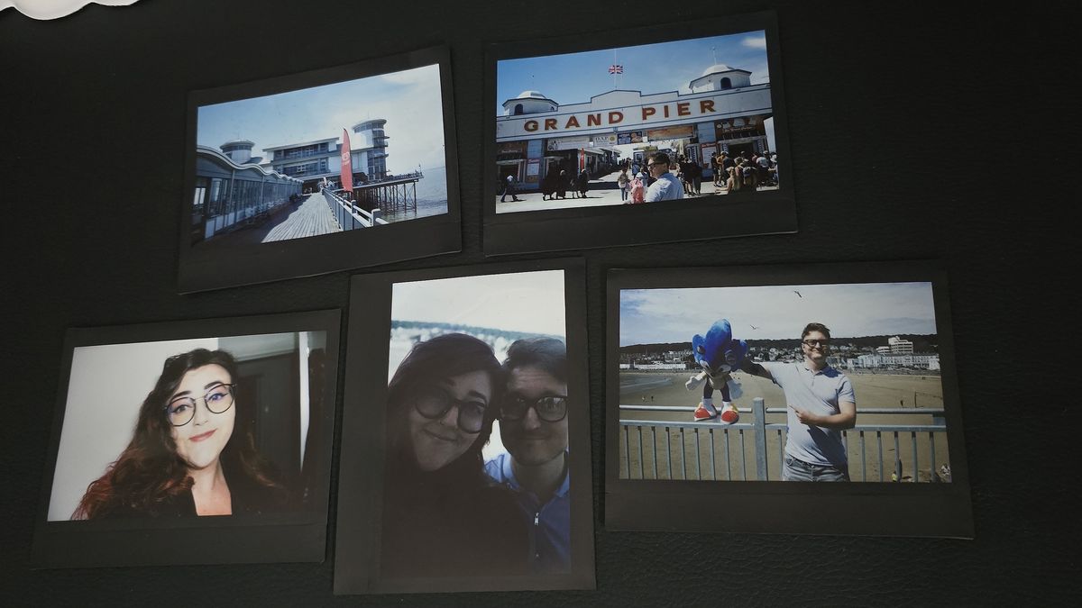 Fujifilm Instax Wide 400 review