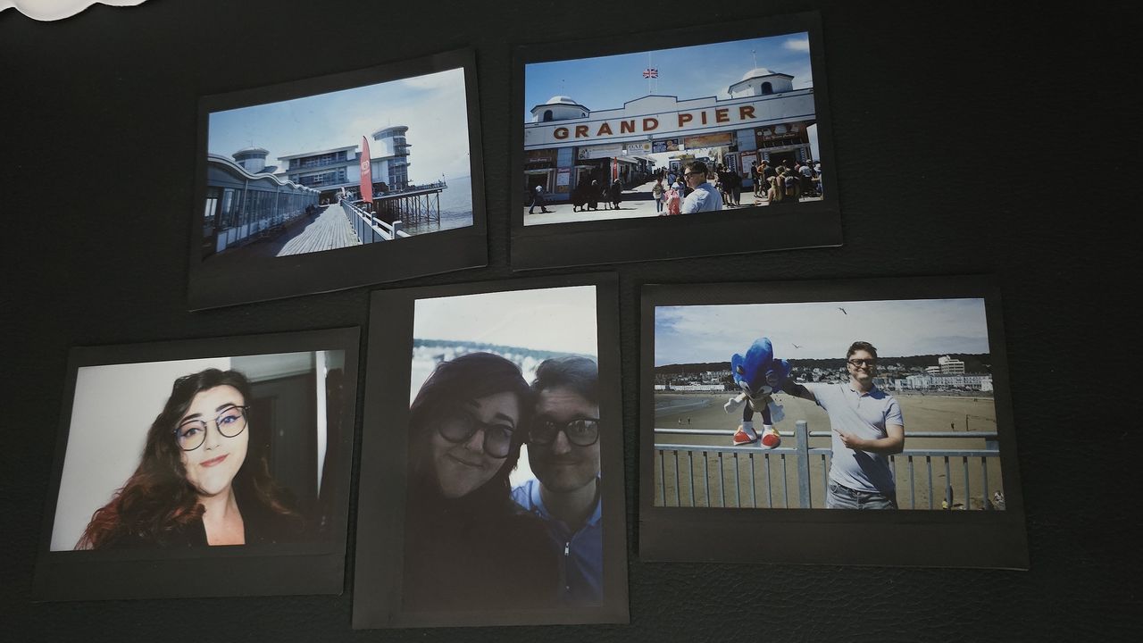 Fujifilm Instax Wide 400 review