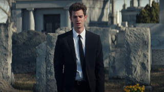 Peter Parker at a cemetery in The Amazing Spider-Man 2