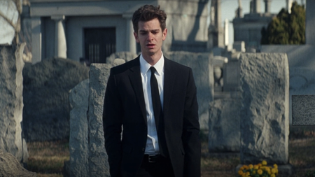 Peter Parker at a cemetery in The Amazing Spider-Man 2 