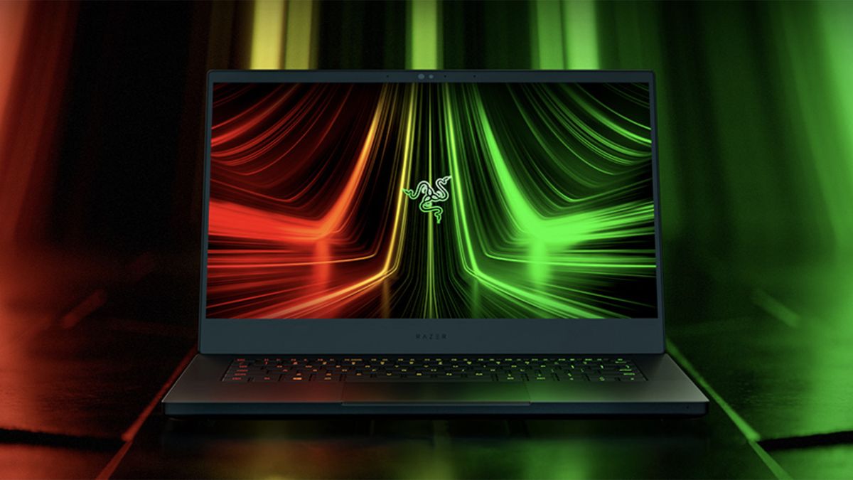 R Λ Z Ξ R on X: Give your desktop a fresh look with the 'Razer Fusion',  our official Razer Blade 14” wallpaper that sports a design that unites red  and green