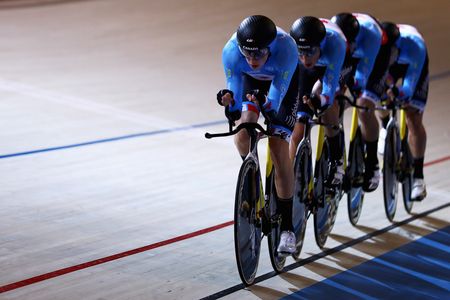 Adam Jamieson, Aidan Caves, Jay Lamoureux and Bayley Simpson of Canada compete in the Men's Team Pursuit Final