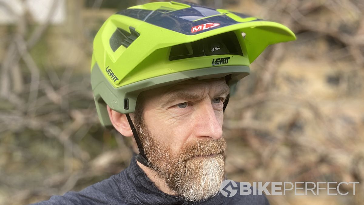 Sand Leatt 4.0 V21.1 Adult MTB Cycling Helmet 
