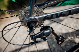 Btwin Ultra AF 700 Shimano 105 rear mech