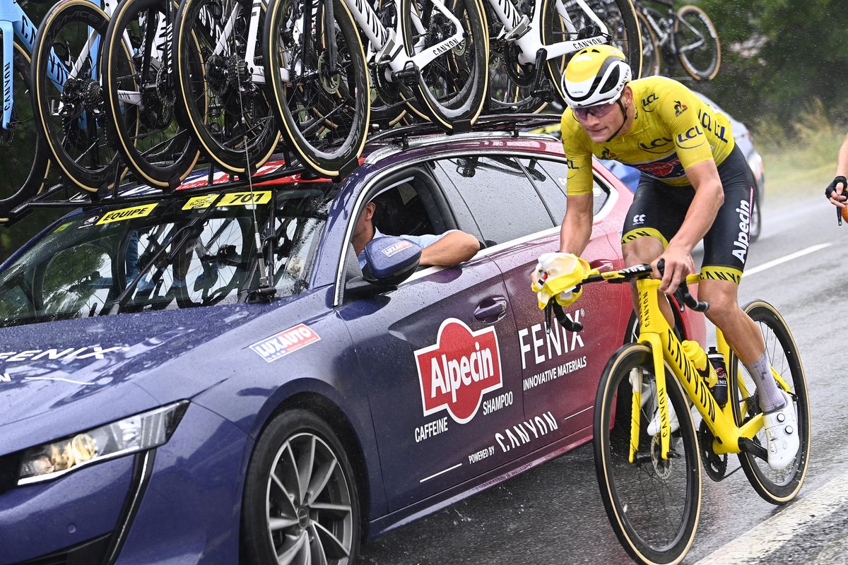 Tour de France 2021 - 108th Edition - 8th stage Oyonnax - Le Grand-Bornand 150,8 km - 03/07/2021 - Mathieu Van Der Poel (NED - Alpecin-Fenix) - photo Gregory Van Gansen/PN/BettiniPhotoÂ©2021 