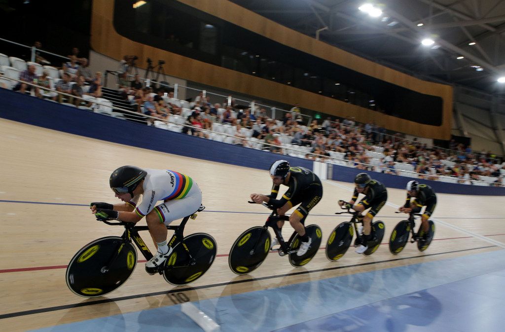 Stephen Hall, Sam Welsford, Cameron Meyer, and Michael Freiberg riding to gold