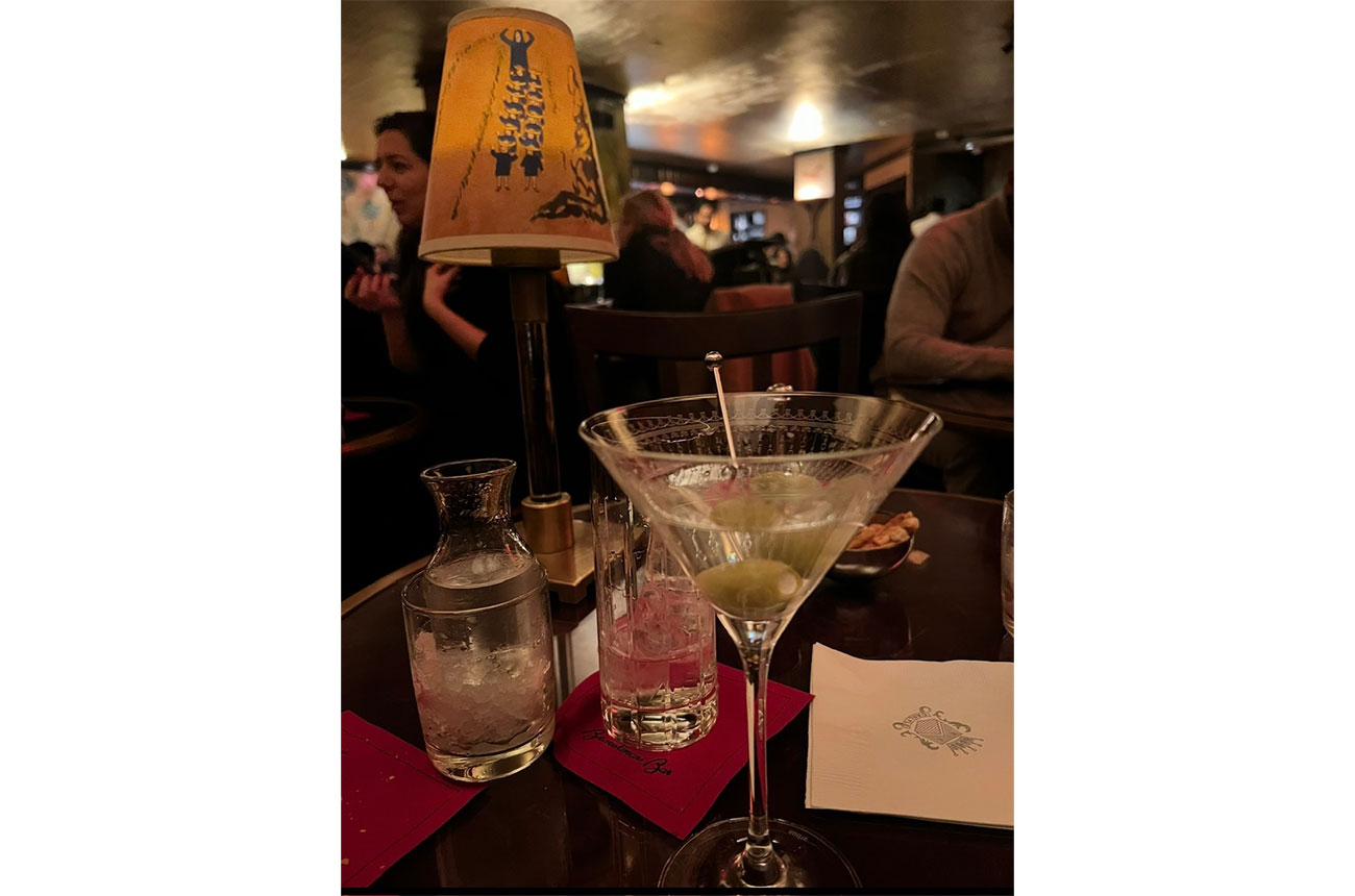 Bemelmans cocktail bar in Manhattan
