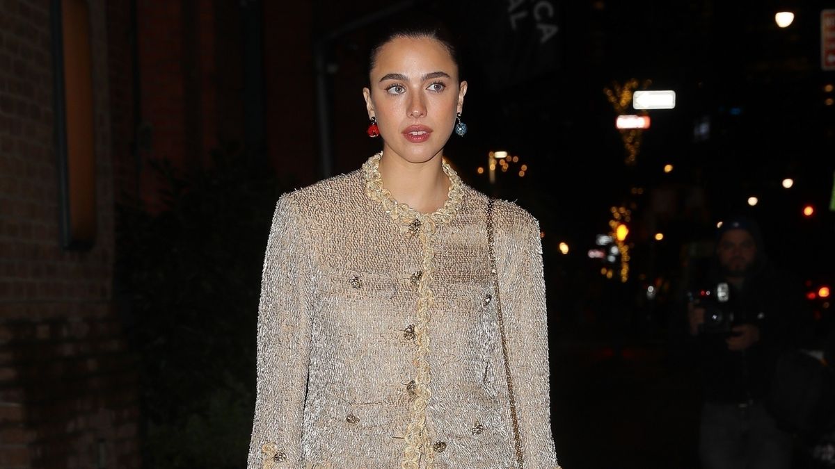 Not Kendall, Not Hailey—I’m Taking My Autumn Wardrobe Cues From This Unsung Style Icon