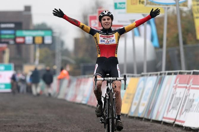 Belgian champion Sanne Cant (Enertherm-BKCP) wins Superprestige Gavere, her third victory in the past seven days