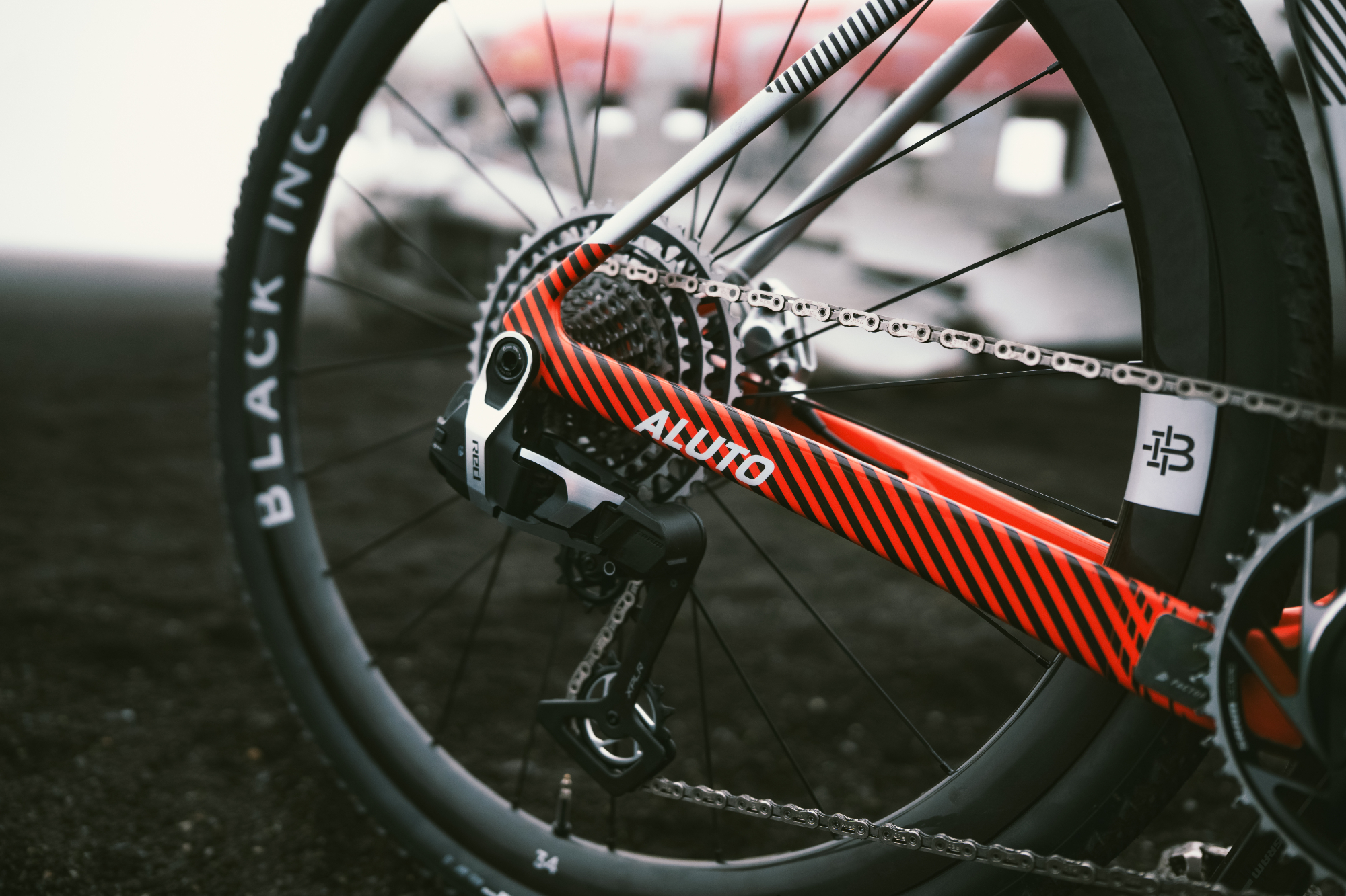 Factor Aluto gravel bike