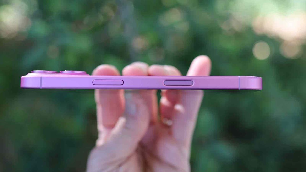  iPhone 17 Air leak reveals wafer-thin battery, but its stamina may not be as bad as you think 