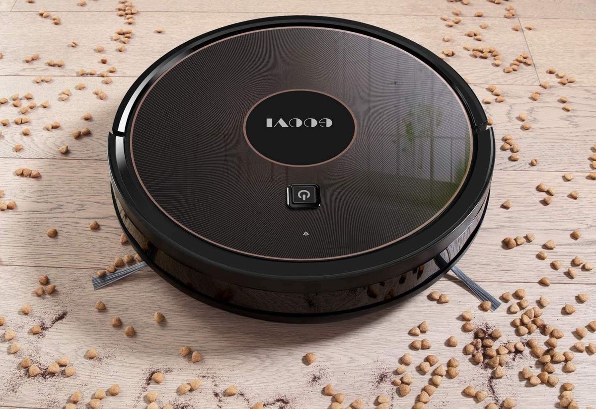 Goovi Robot Vacuum Lifestyle